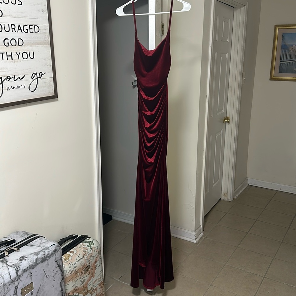 Red Velvet | Club London Dress